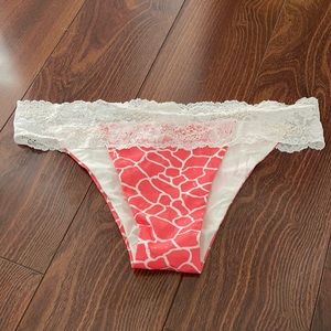 Beach Bunny size XL bottoms
